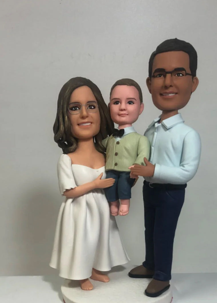 Customizable three Bobbleheads